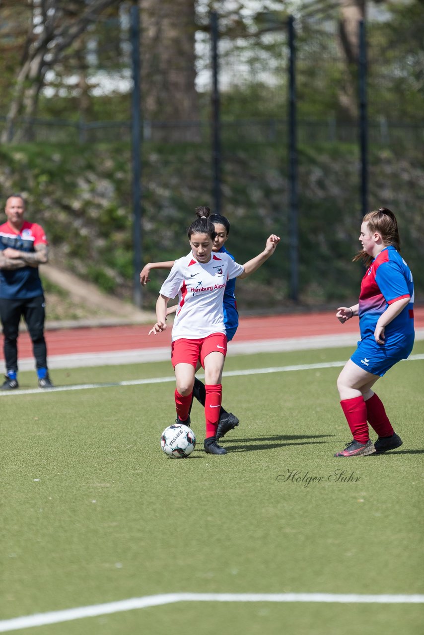 Bild 78 - wCJ Walddoerfer 2 - VfL Pinneberg 2 : Ergebnis: 7:0